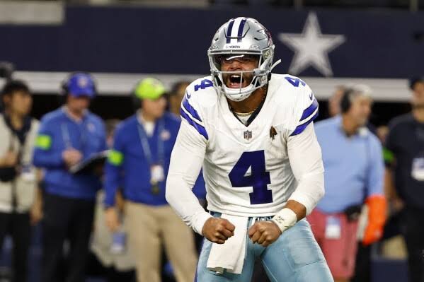 “America’s Team Divided: The Dak Prescott Dilemma Amid Cowboys’ Playoff Push”