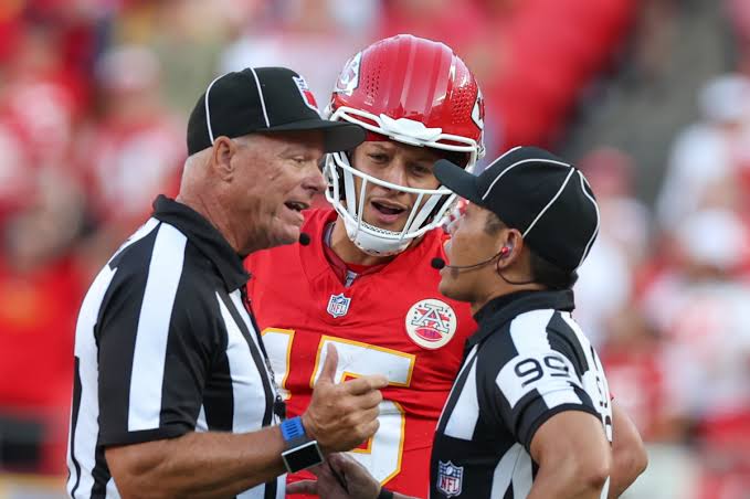 The Insane Conspiracy Theory About One of the Refs in the Chiefs vs. Bills Game.